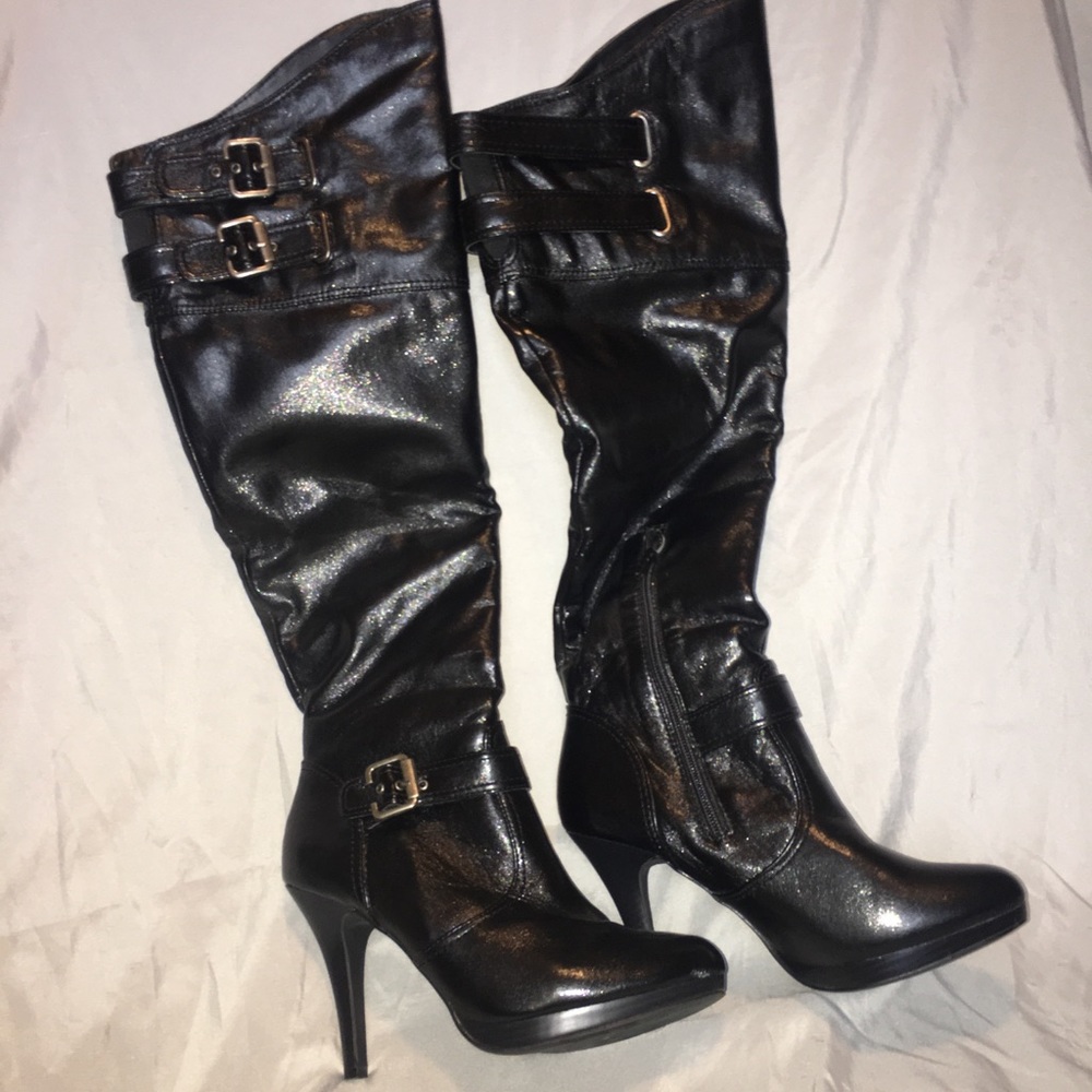Apostrophe black boots with heel!!!!